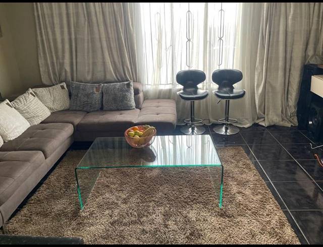 3 BEDROOM HOUSE FOR SALE IN MEREDALE